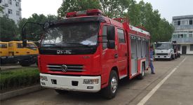 東風(fēng)多利卡水罐消防車(chē)